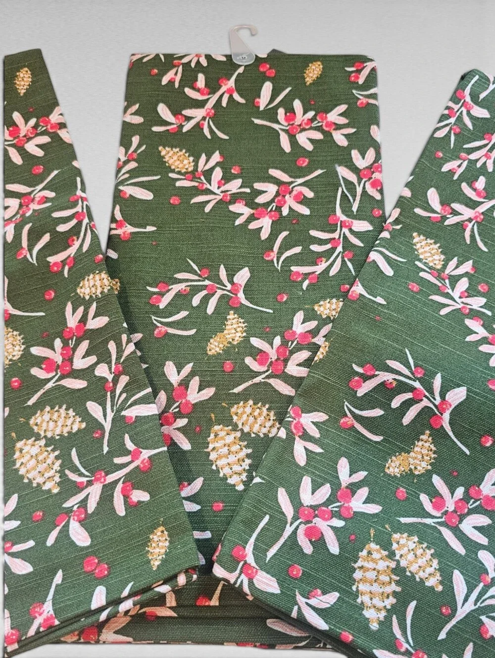 Threshold 3 Pack Cotton Kitchen Towel Green with Winter Berries